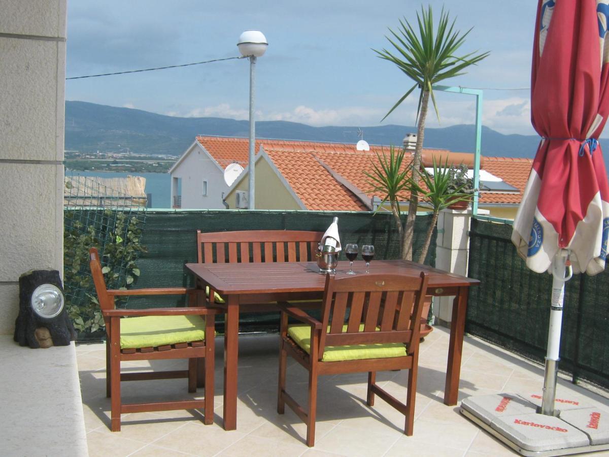 Apartmani Jole Трогир Екстериор снимка