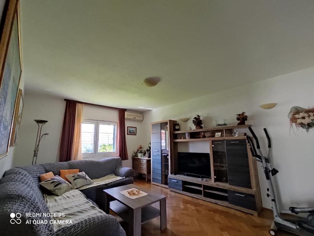 Apartmani Jole Трогир Екстериор снимка