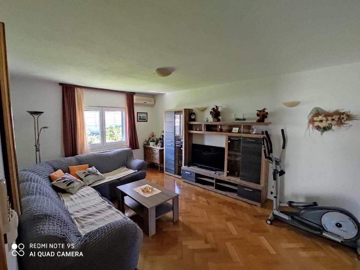 Apartmani Jole Трогир Екстериор снимка